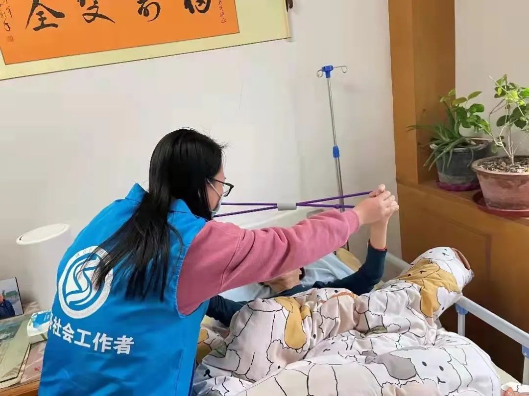f537f7c9fedb2ec1426c8ca60e355b75.jpg